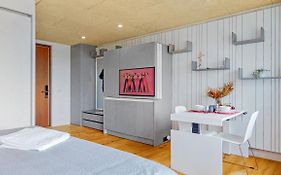 Evi'S Home Hotel & Apartments